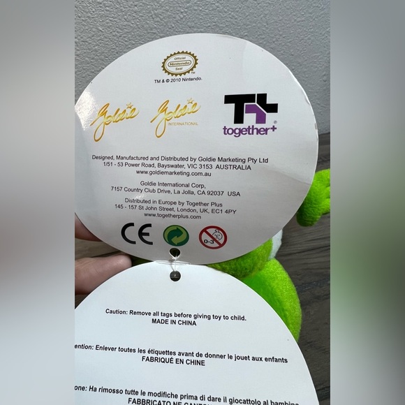 Super Mario Brothers 2010 Yoshi approx. 9” Plush By Goldie Marketing with tags - Picture 7 of 8